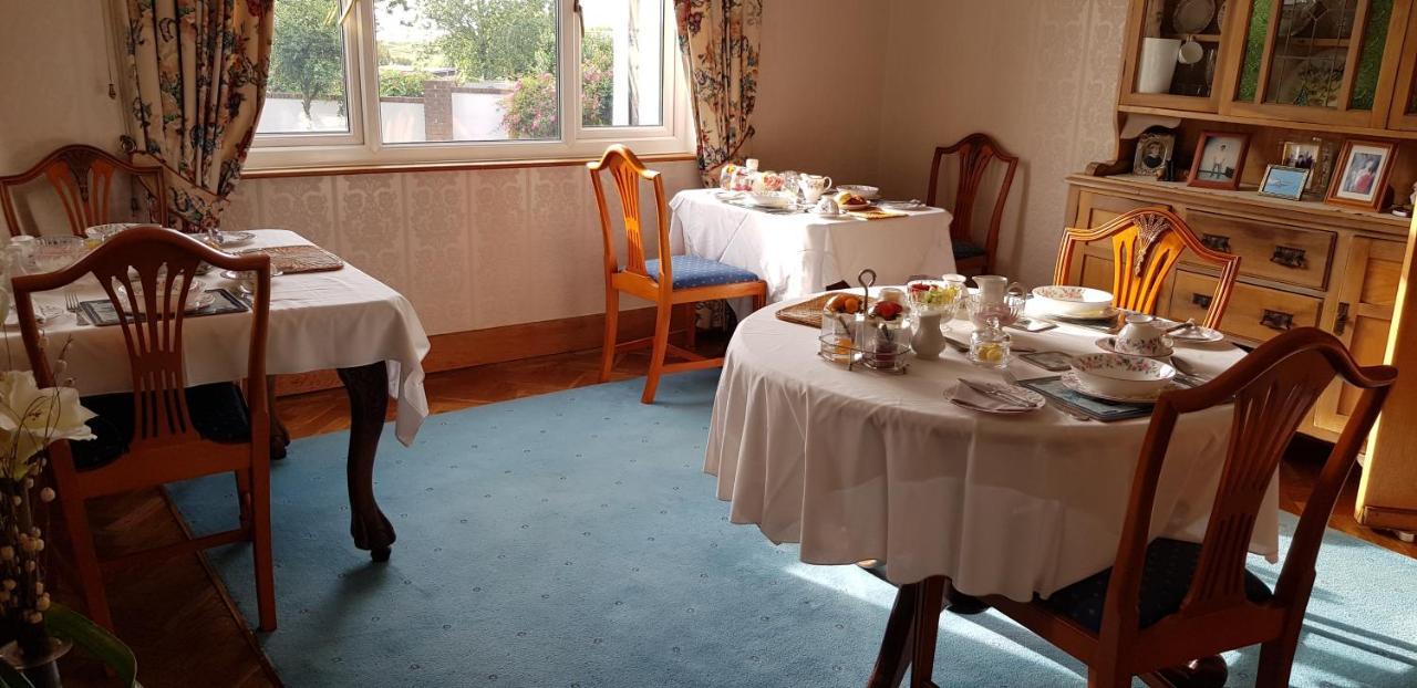 Wychwood House Bed and Breakfast Penally Exteriör bild