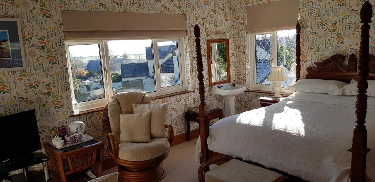 Wychwood House Bed and Breakfast Penally Exteriör bild