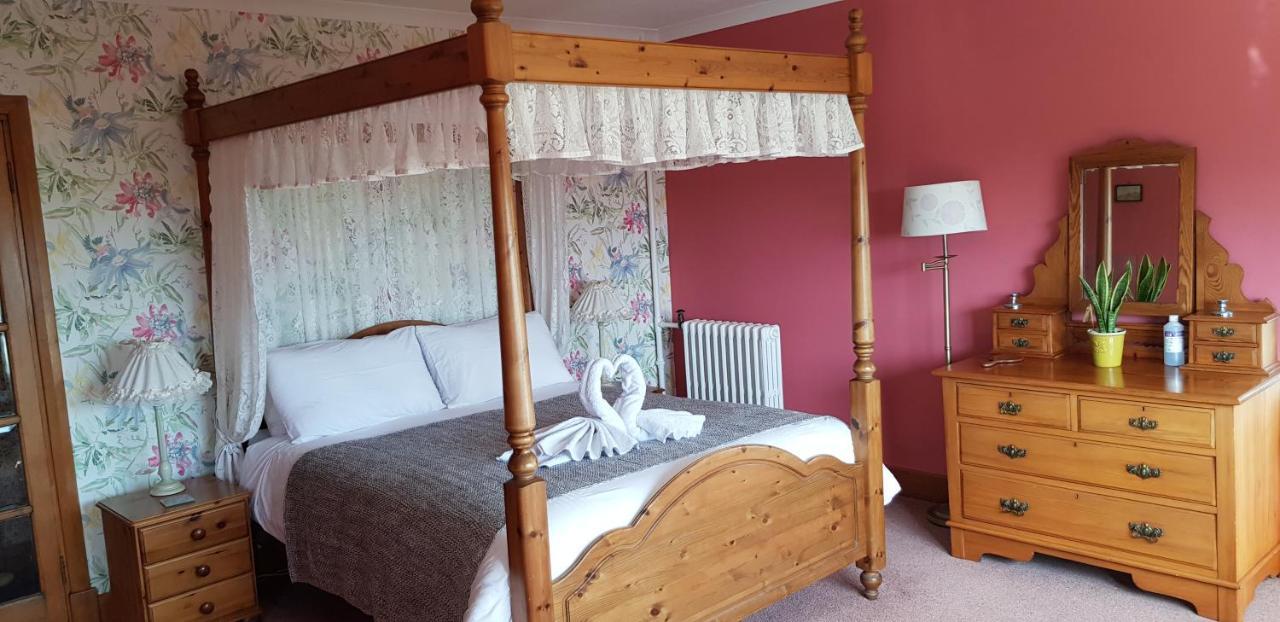 Wychwood House Bed and Breakfast Penally Exteriör bild